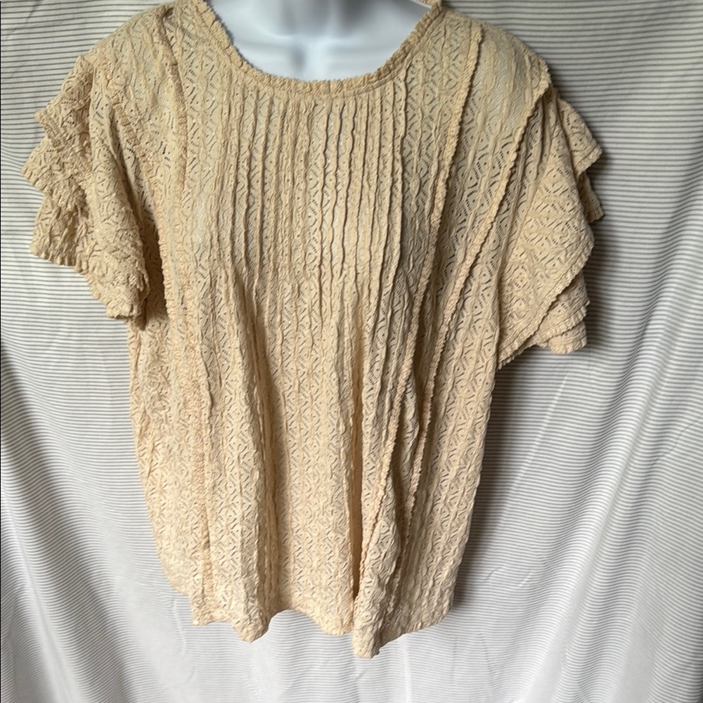 DR2 Cream Flutter Sleeve Blouse with Pleated Ruffles